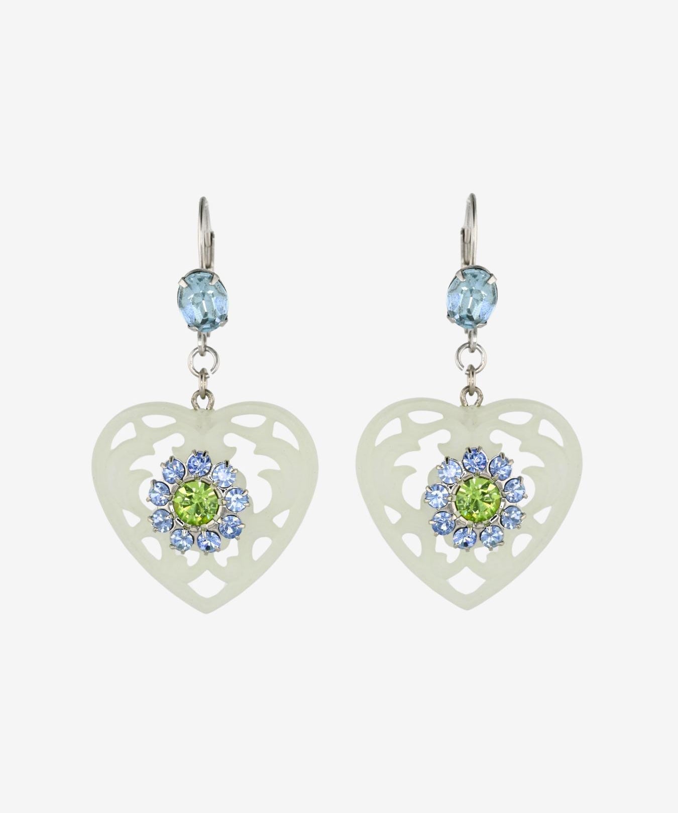 DOILY LACE HEART EARRINGS