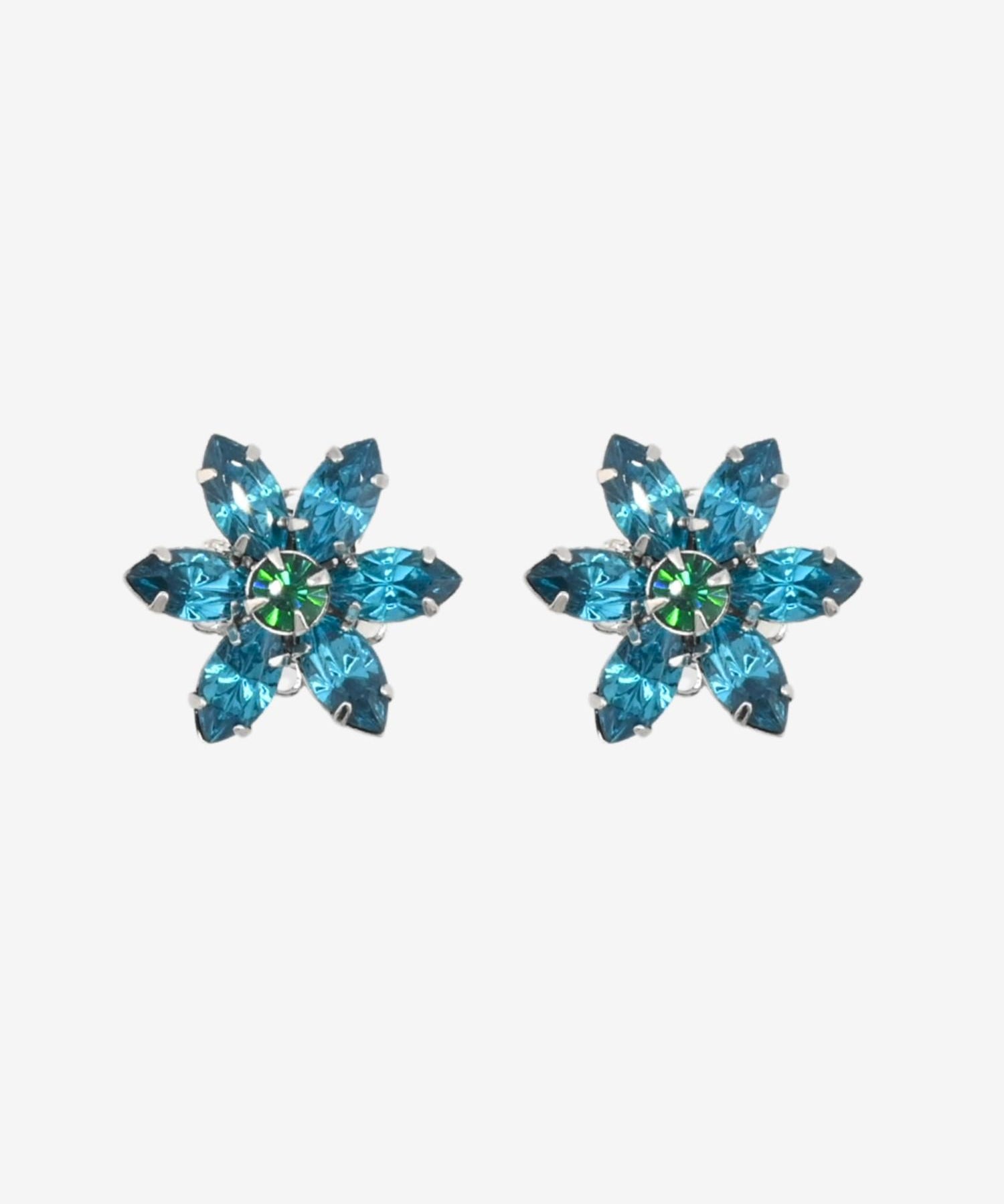 PETAL STUD EARRINGS