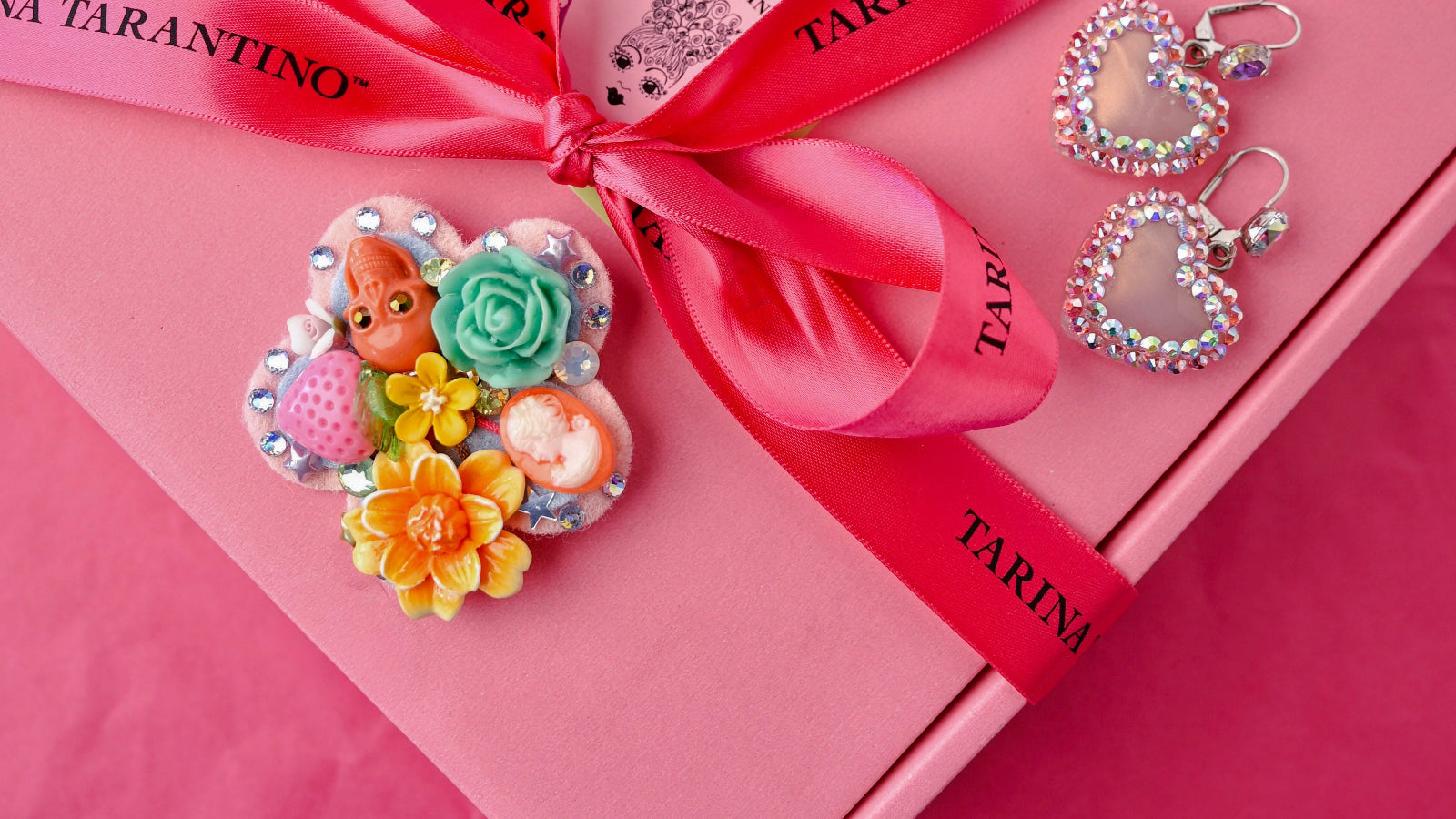 GIFT GUIDE – TARINA TARANTINO