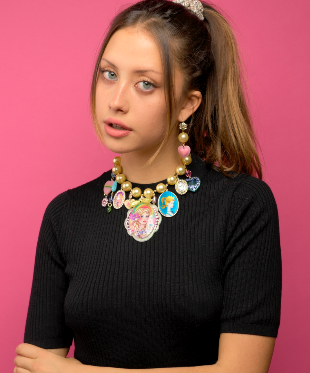 SUPERSTAR BARBIE SUPERCHARM NECKLACE