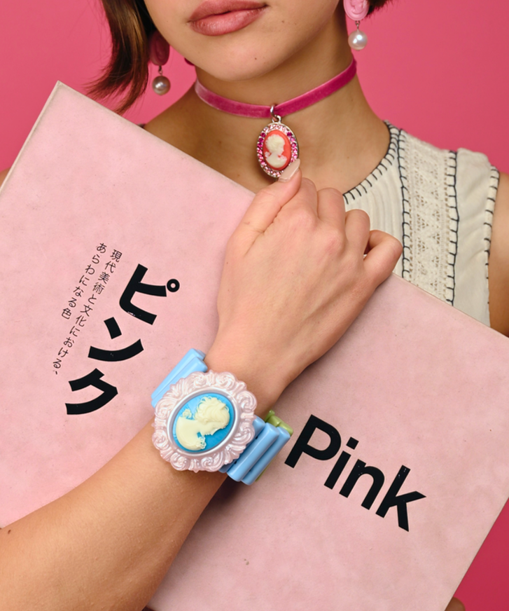 CANDY CAMEO CUFF BRACELET