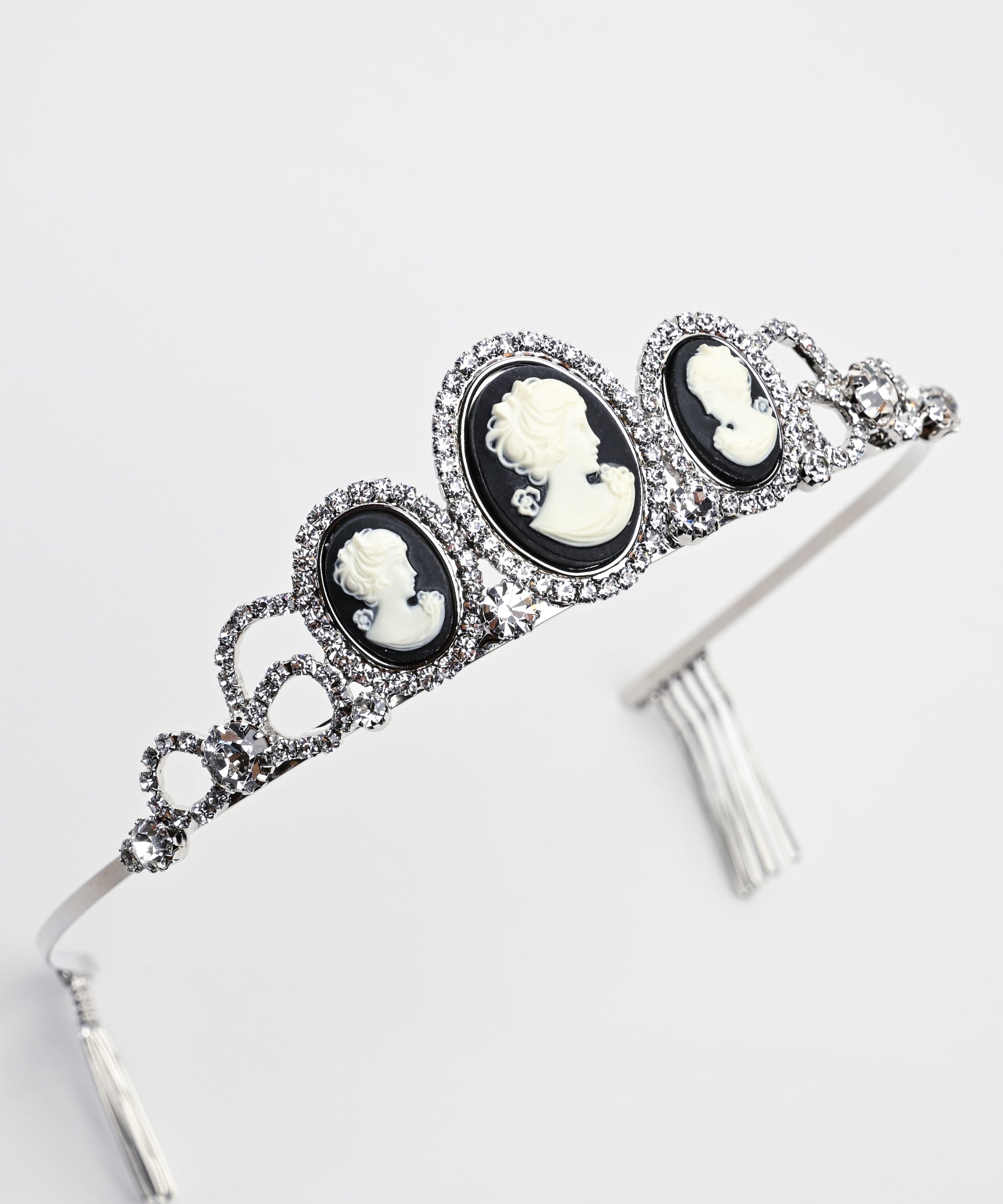 CAMEO TIARA
