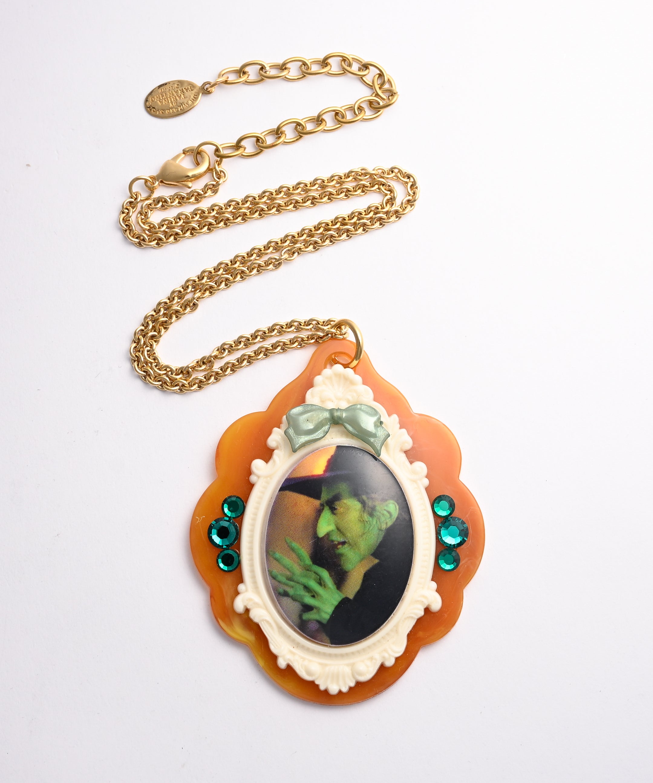 Oz Baroque Pendant Necklace