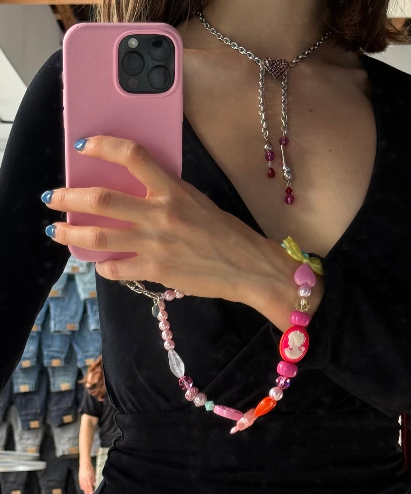 CANDY CAMEO PHONE WRISTLET