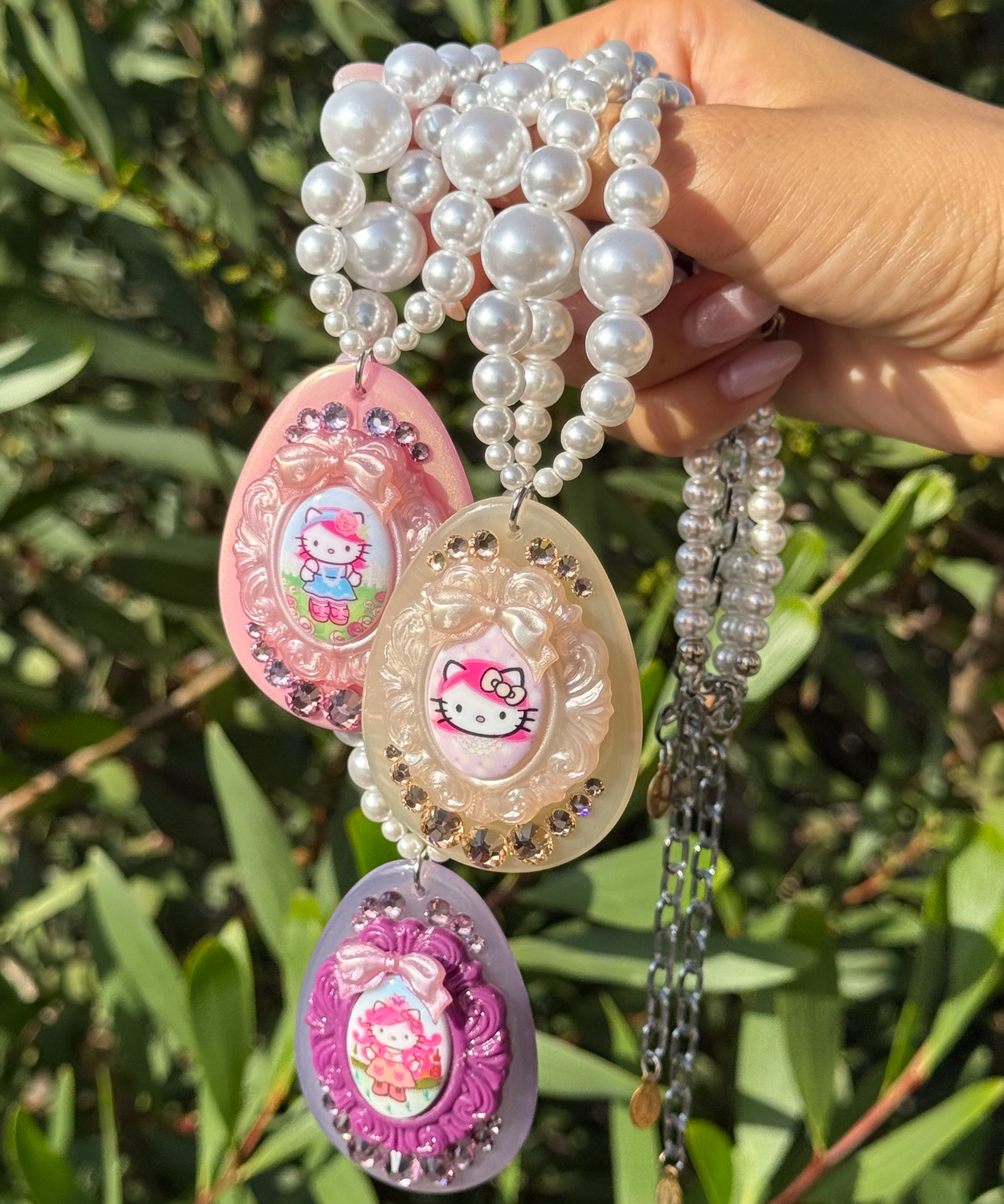 KITTY BAROQUE PEARL NECKLACE