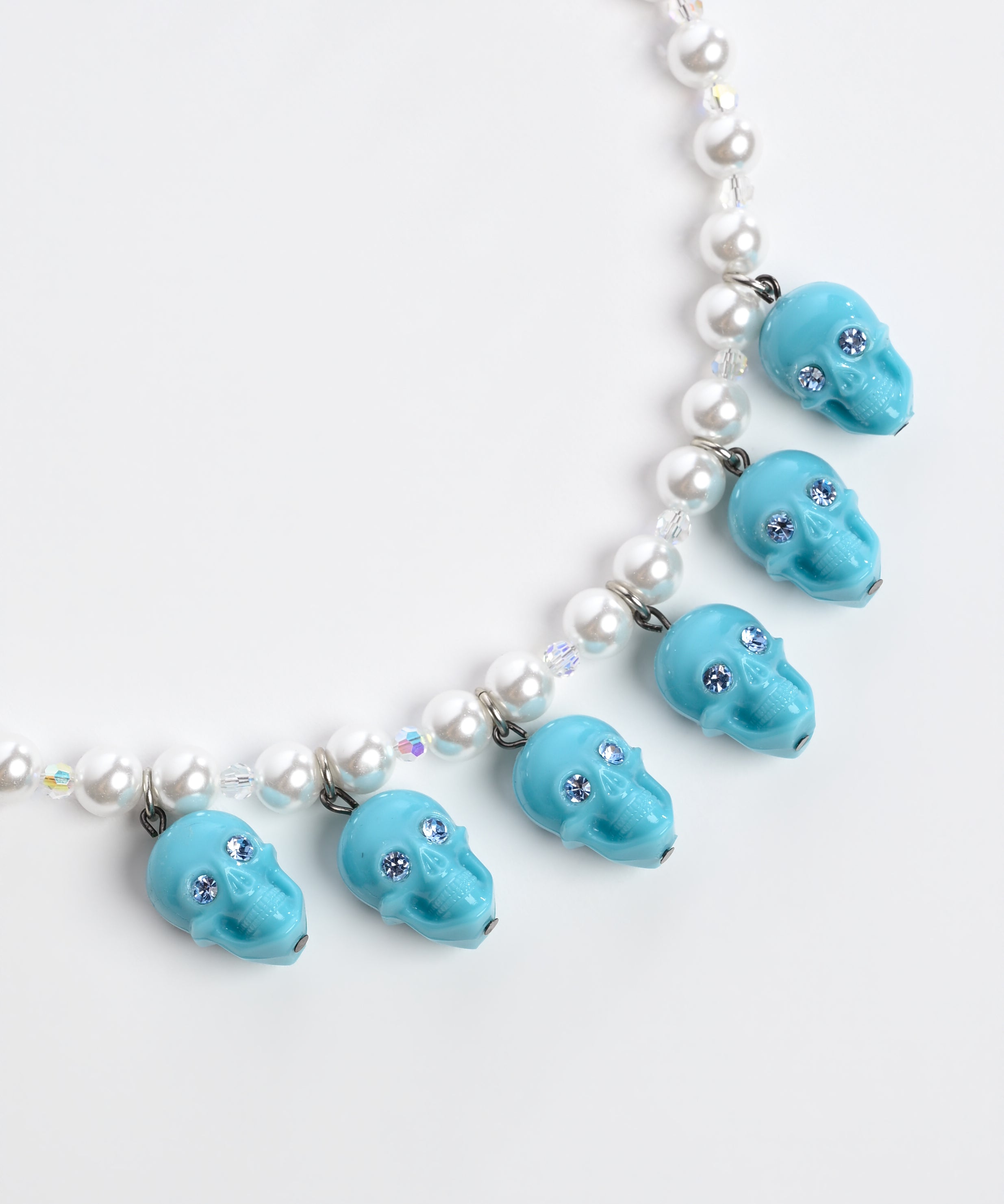 Doppelganger Pearl Necklace