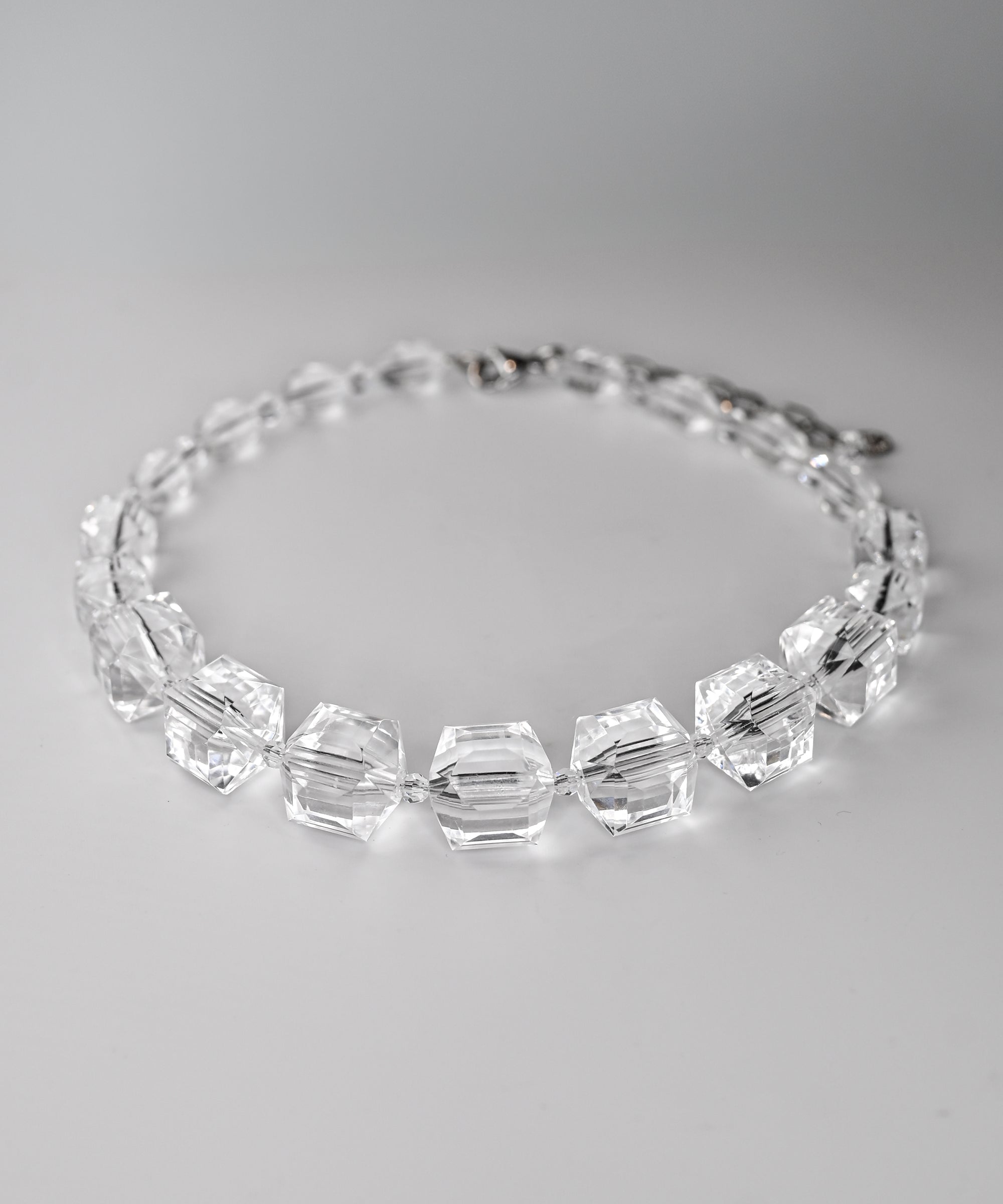 GEM CUT LUCITE NECKLACE