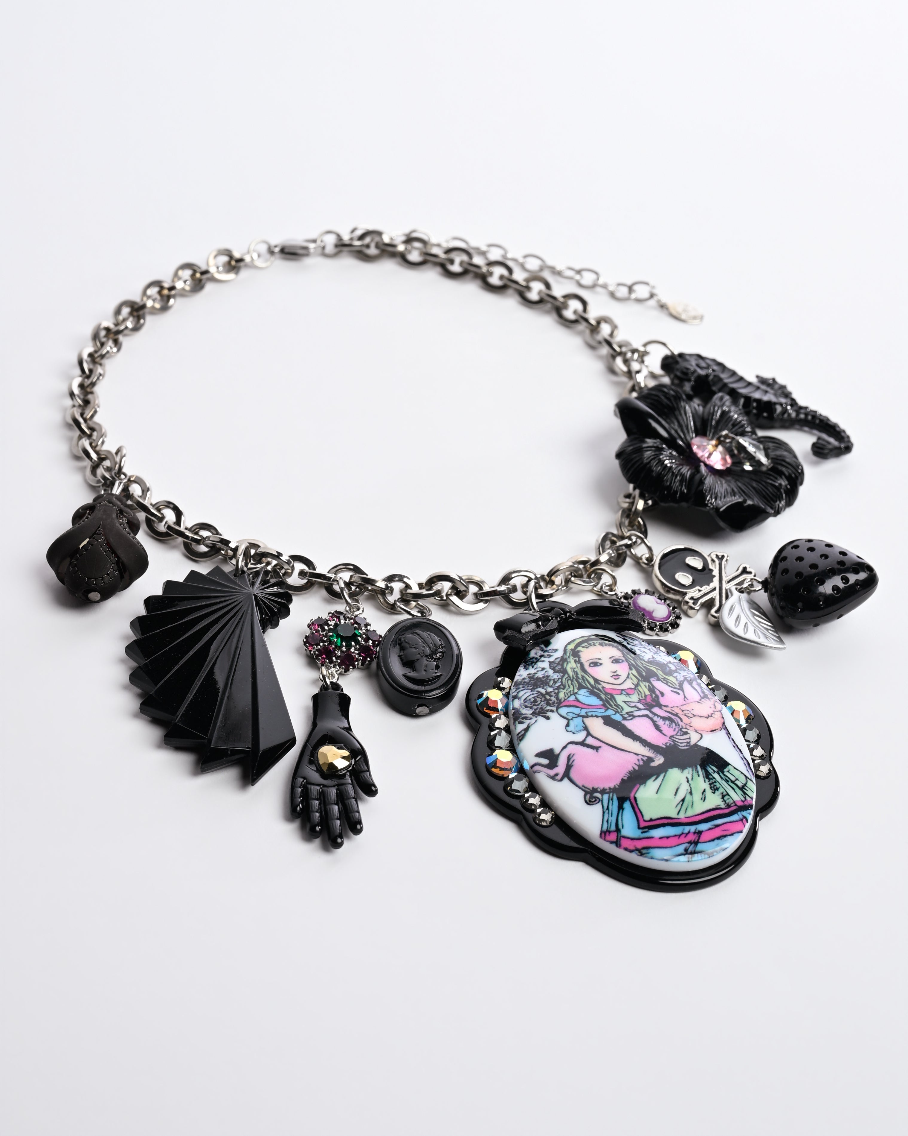 Gothic Alice Supercharm