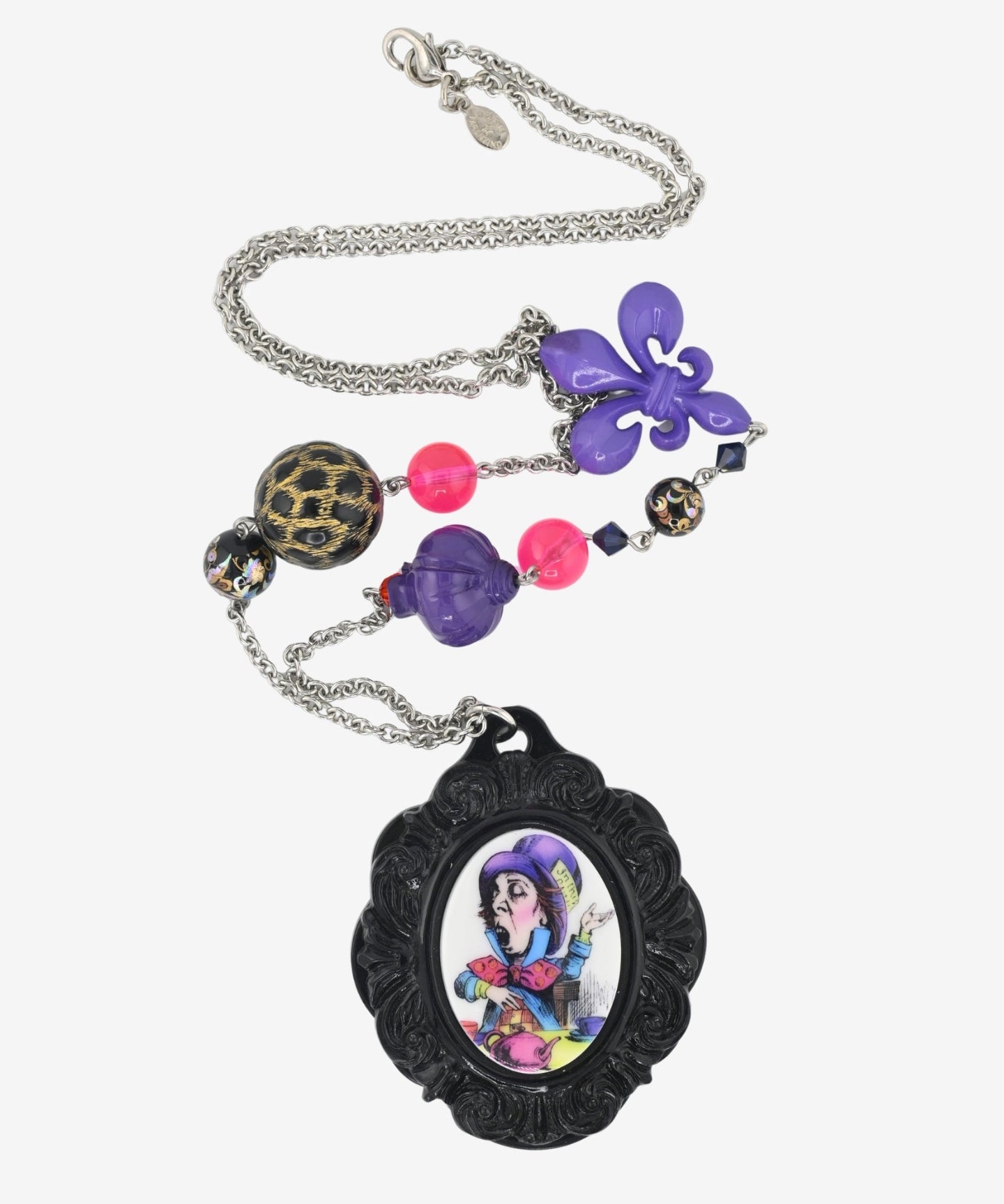 ALICE PORTRAIT NECKLACE