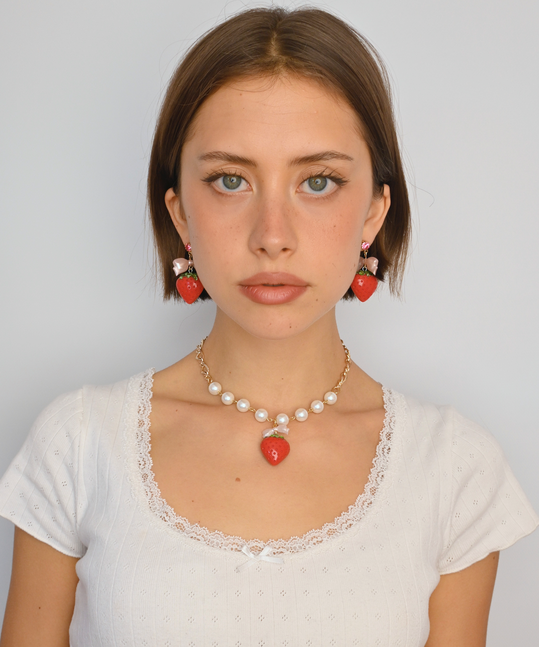 BERRY CAFE NECKLACE