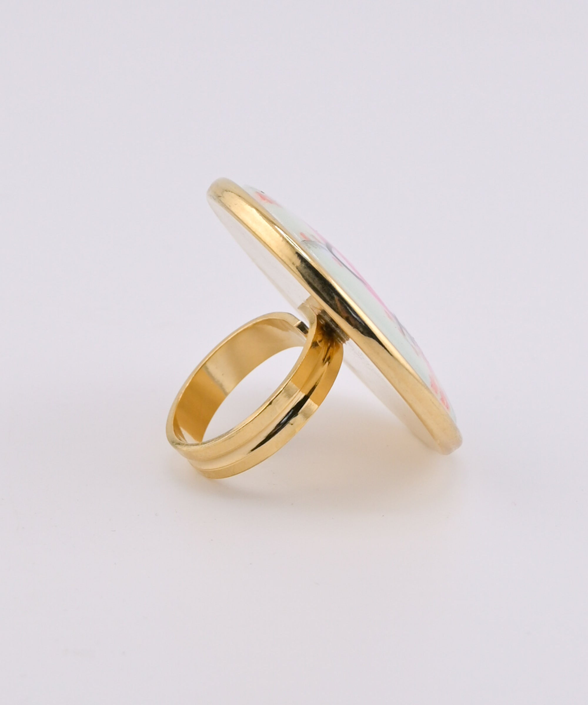Classic Round Kitty Ring